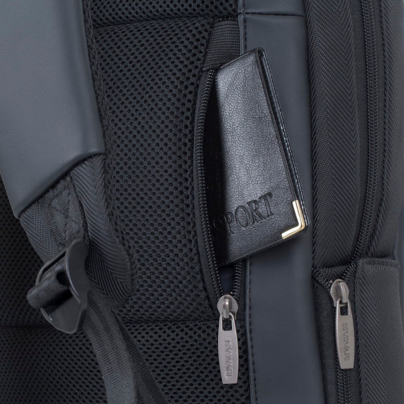 RIVACASE 8125 Black 14"